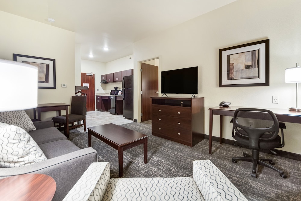Suite, 1 King Bed with Sofa bed, Accessible, Non Smoking - Photo 6