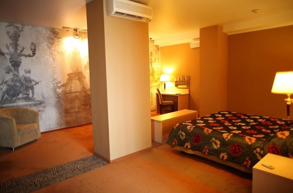 Deluxe Room, 2 Bathrooms photo 1