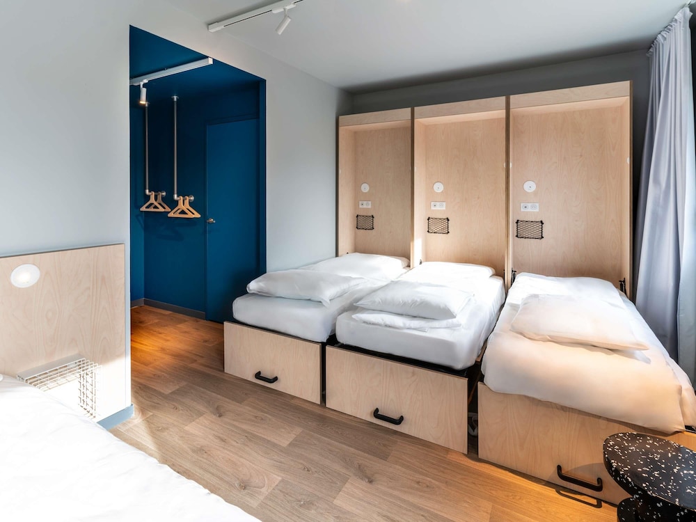 Room, Multiple Beds, Accessible photo 3