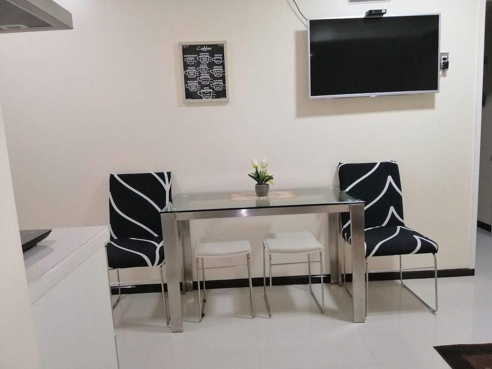 Family Apartment, 2 Bedrooms photo 3
