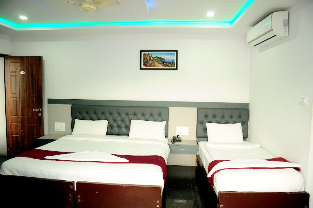 Superior Triple Room photo 1