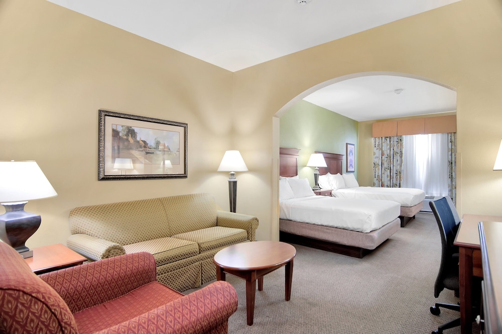Suite, 1 Queen Bed, Accessible (Mobility,Accessible Tub) - Photo 1