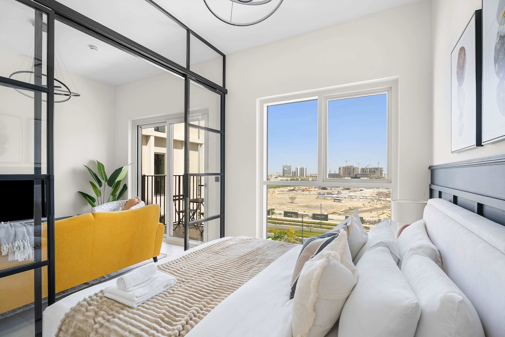 Luxury Apartment, 1 Bedroom, Balcony, City View photo 1