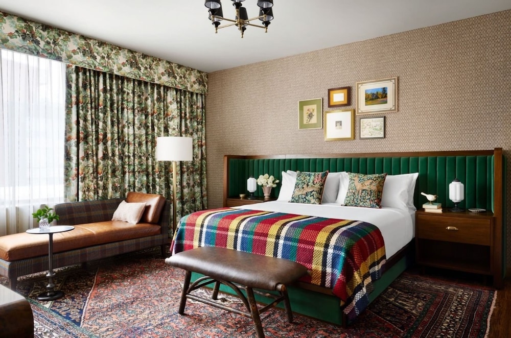 Suite, 1 King Bed (Bonnie Suite) photo 3