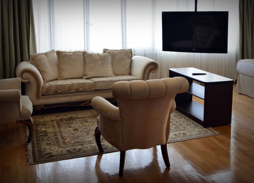 Deluxe Double or Twin Room - Photo 29