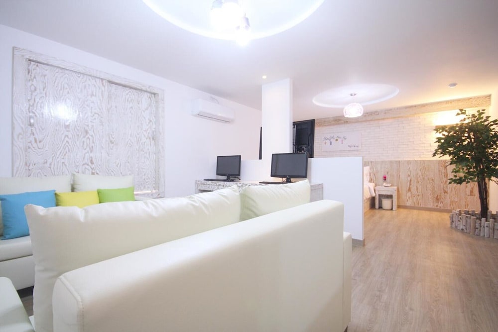 Room (VIP) - Photo 1