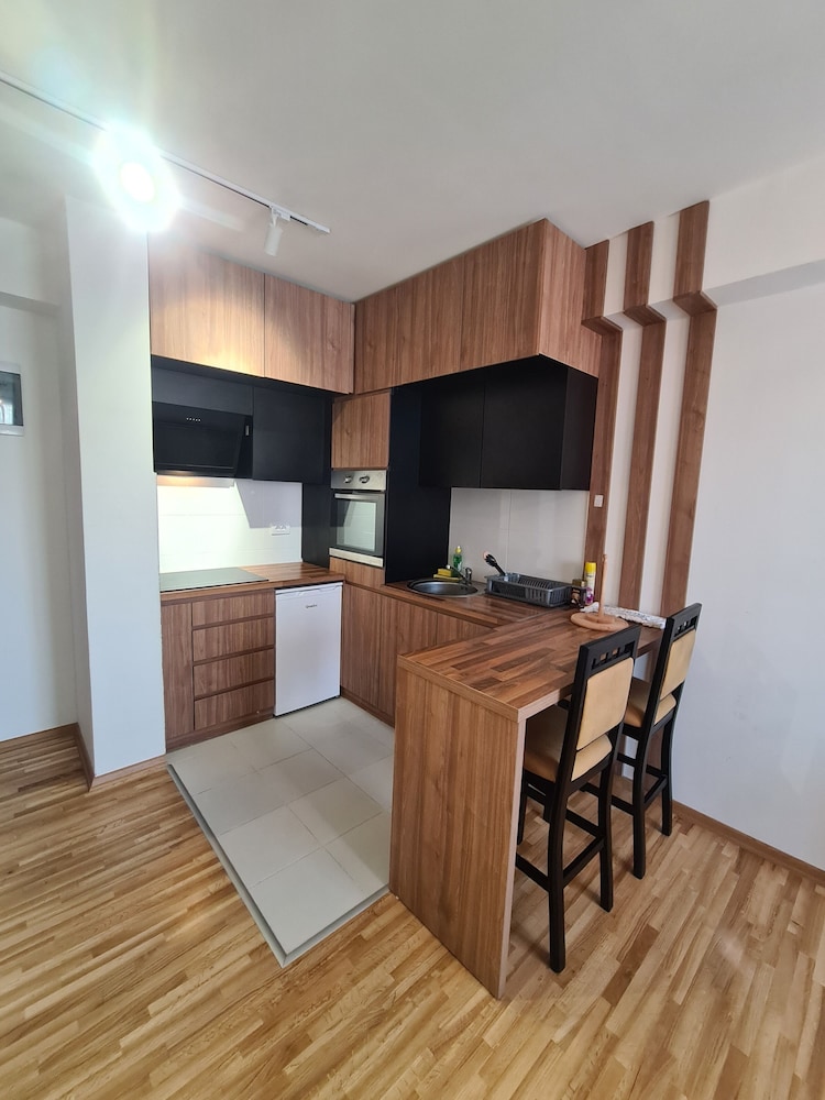 Superior Apartment Street Anastas Mitrev Number 10 photo 3