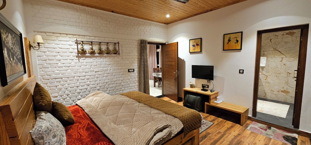 Oak Royal Suite (2BHK) - Photo 8