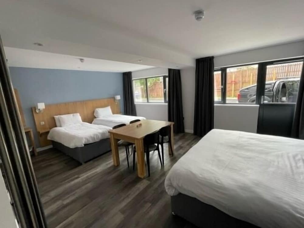 Deluxe Quadruple Room, Non Smoking