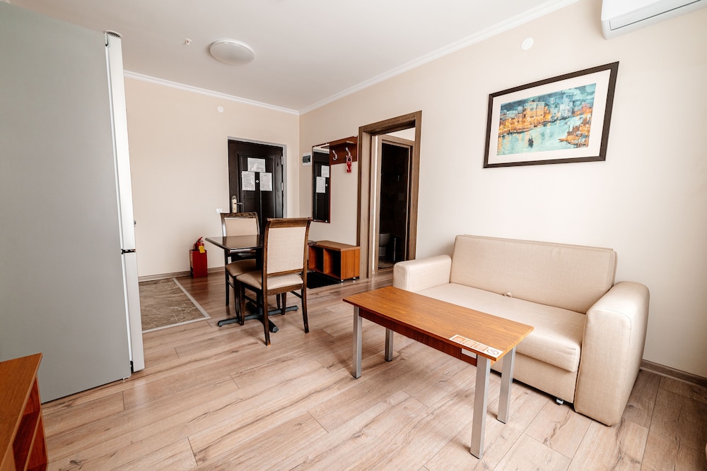 Superior Apartment photo 3