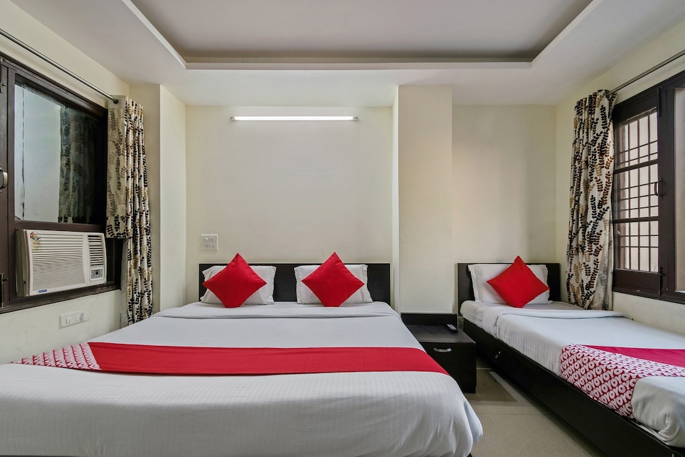 Deluxe Double Or Twin Room, 1 King Bed photo 3
