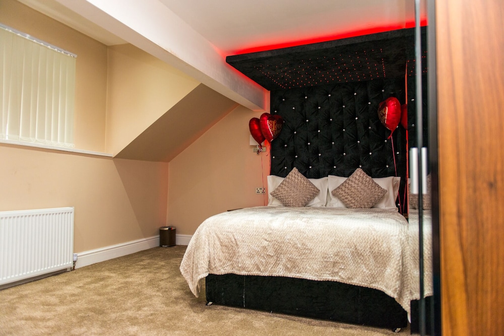 Apartment, Ensuite (Attic Flat) - Photo 57