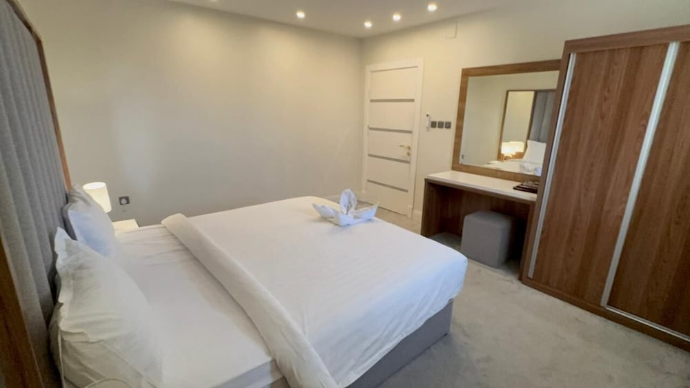 Deluxe Apartment photo 2