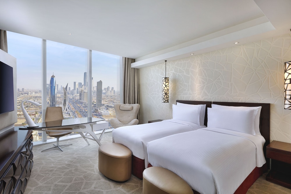 Deluxe Room, 2 Twin Beds, City View - Photo 7