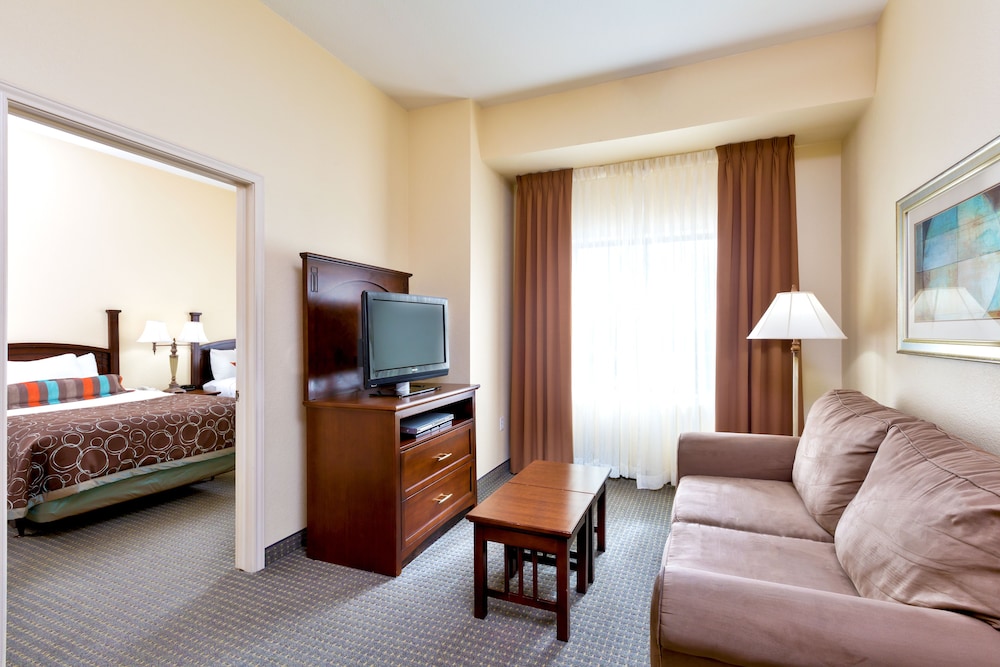 Suite, 2 Bedrooms, Accessible Bathtub, Kitchen (Communications, Mobility) - Photo 3