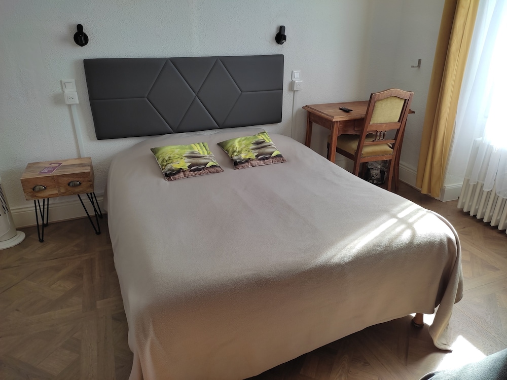 Superior Triple Room, Garden View