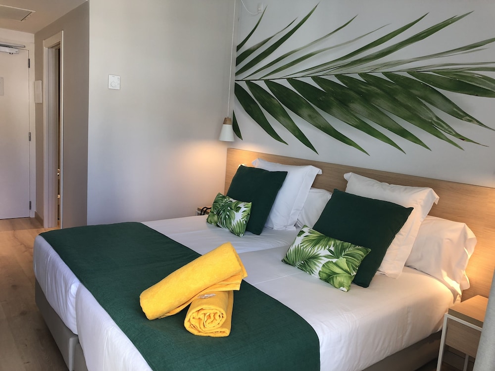 Economy Double Room Single Use (without balcony)
