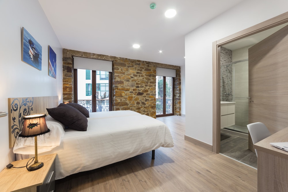 Double Room, Balcony (103) photo 3