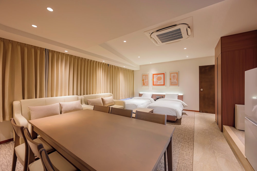 Family Quadruple Room, Multiple Beds, City View