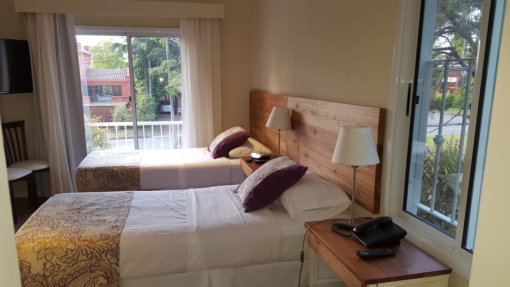 Superior Double or Twin Room photo 2