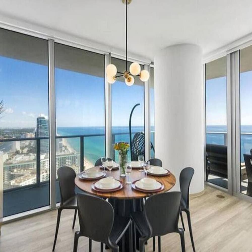 On the Beach- Amazing Ocean Views w top Amenities, Foto 32