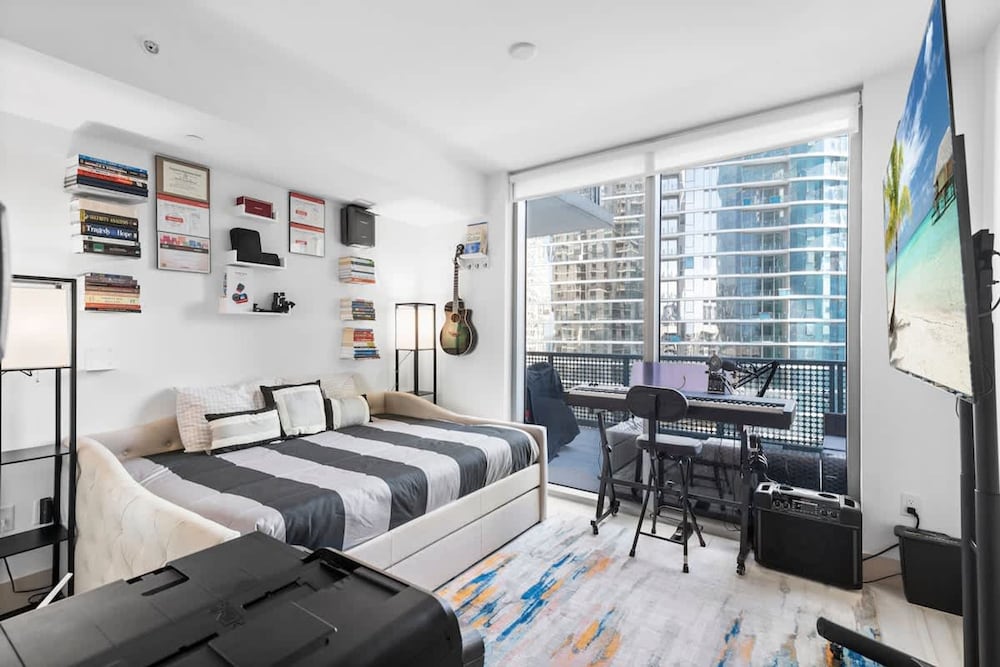Apartment photo 1