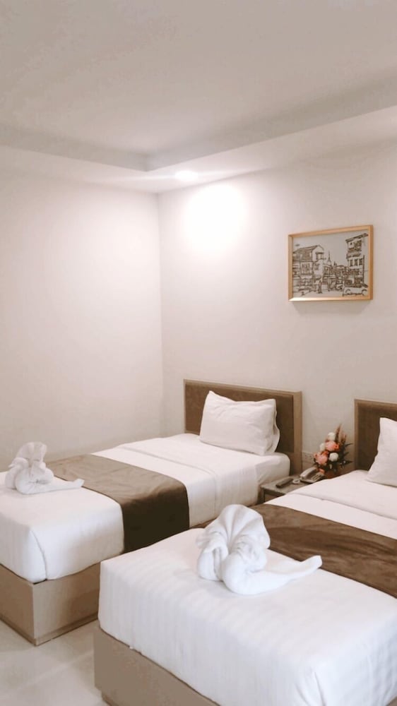 Basic Twin Room