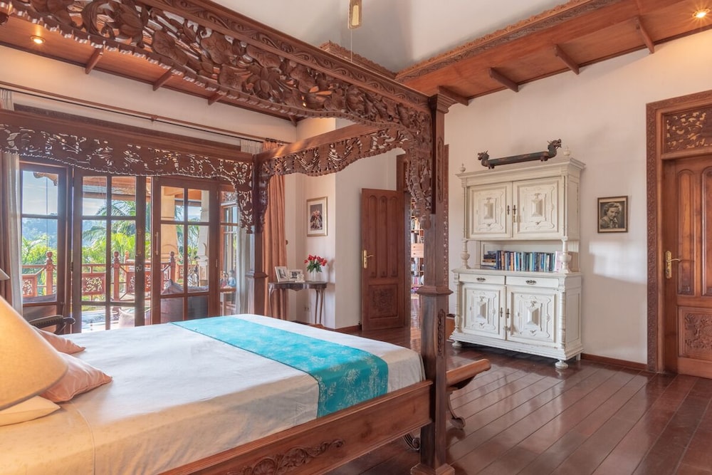 Deluxe Villa photo 1