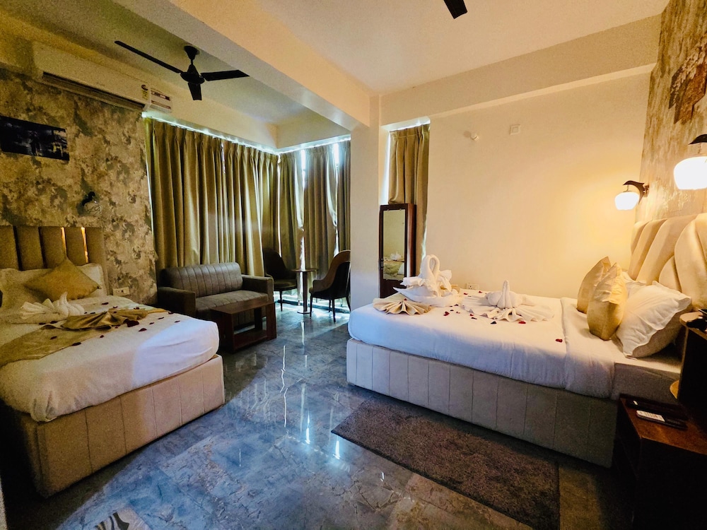 Superior Triple Room