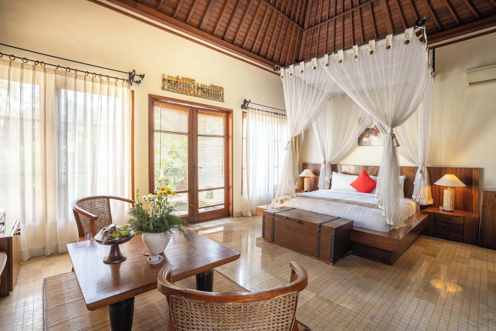 Villa, Private Pool, Garden View photo 3