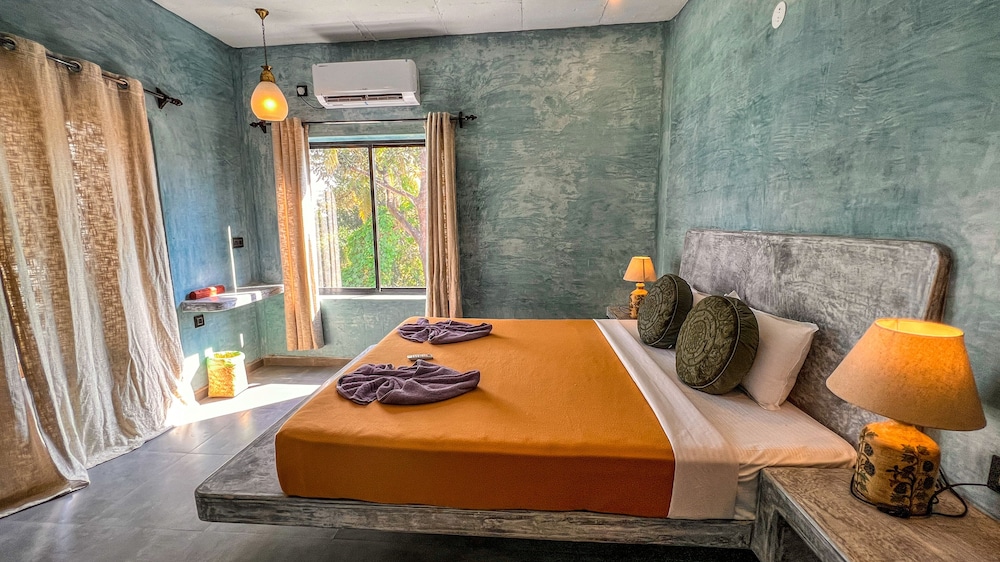 Hillside Heritage Room