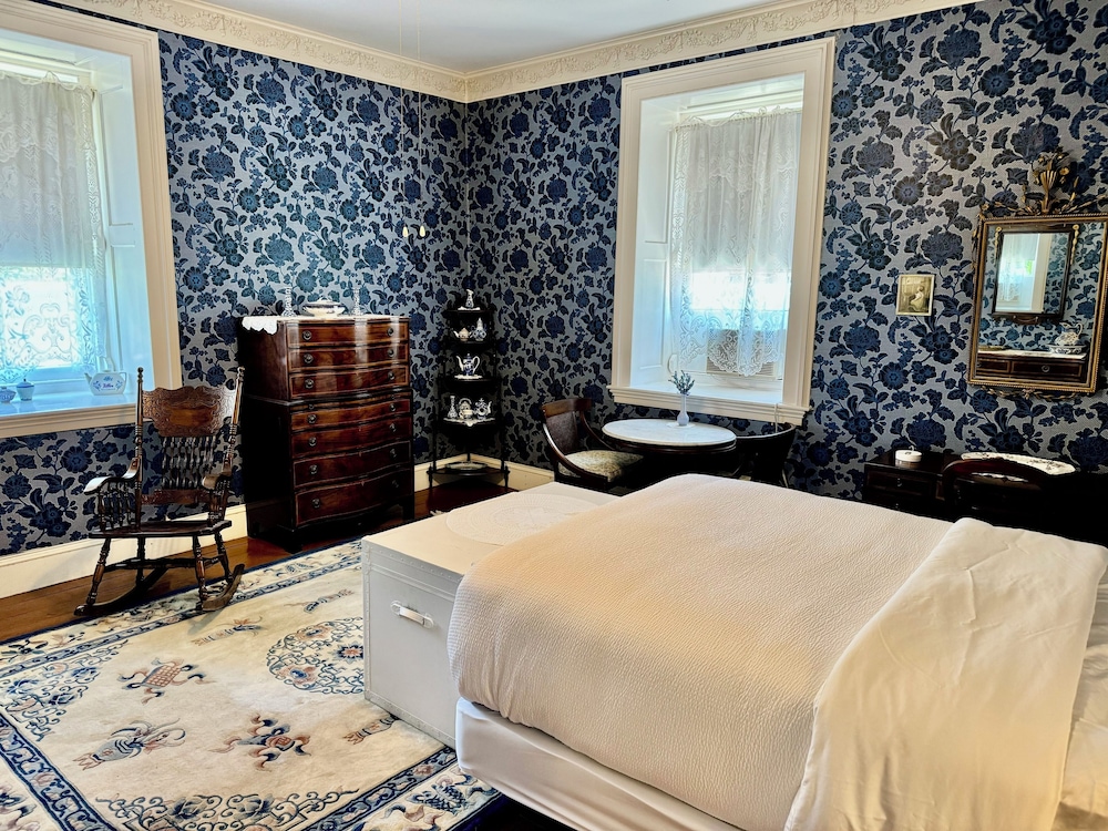 Single Room, 1 Queen Bed, Non Smoking photo 2