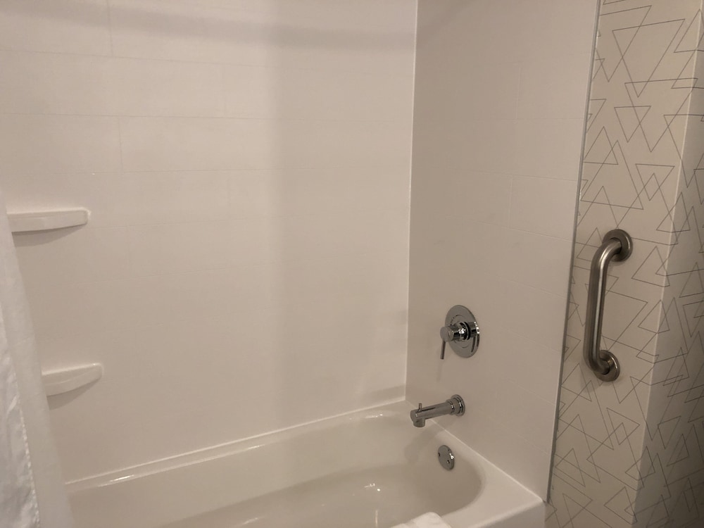 Suite, 2 Queen Beds (Extra Floor Space) - Photo 6