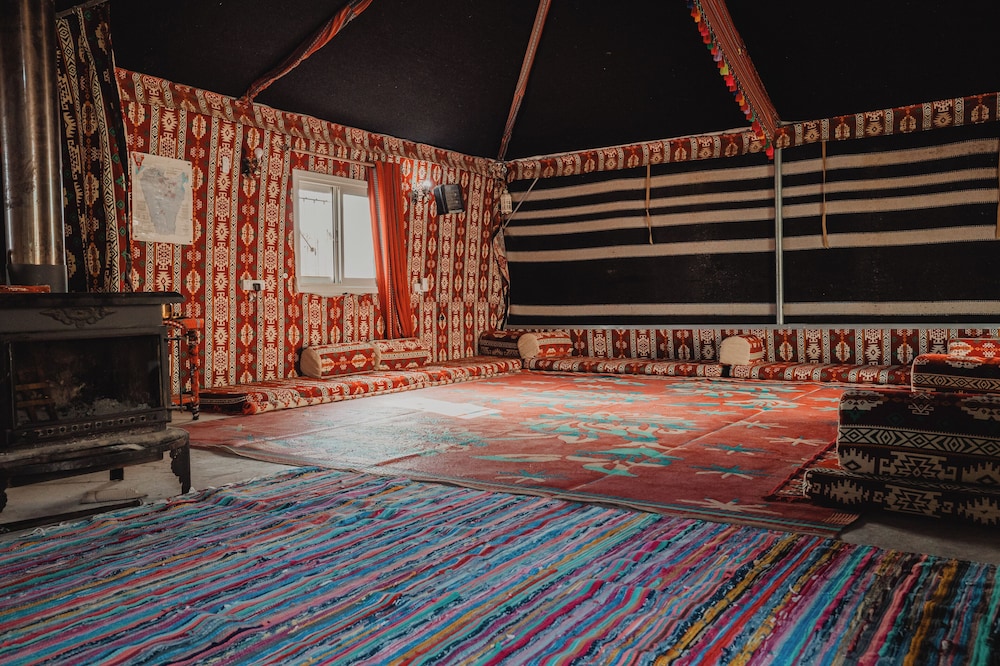 Traditional Tent - Photo 7