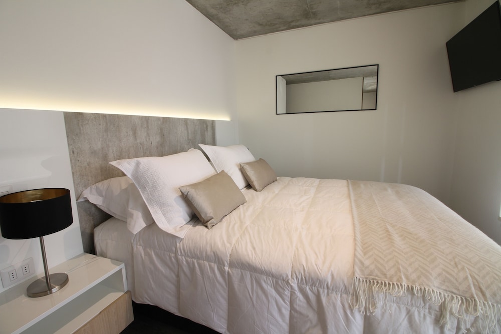 Executive Suite, 2 Double Beds photo 1