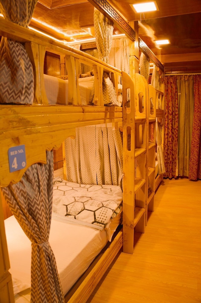 Basic Shared Dormitory