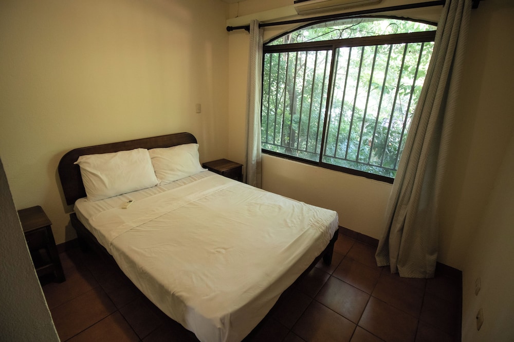 Apartment (#3) photo 2