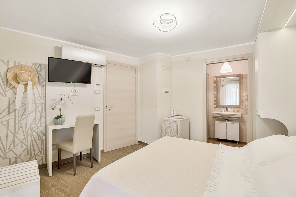 Deluxe Double Room, 1 Bedroom photo 1