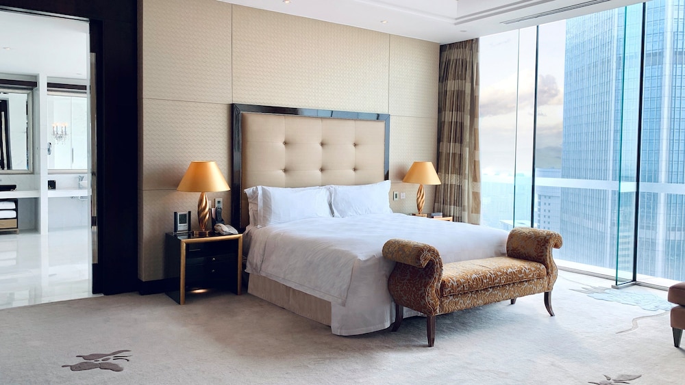 Suite, 1 Twin Bed, Smoking (CEO) photo 1