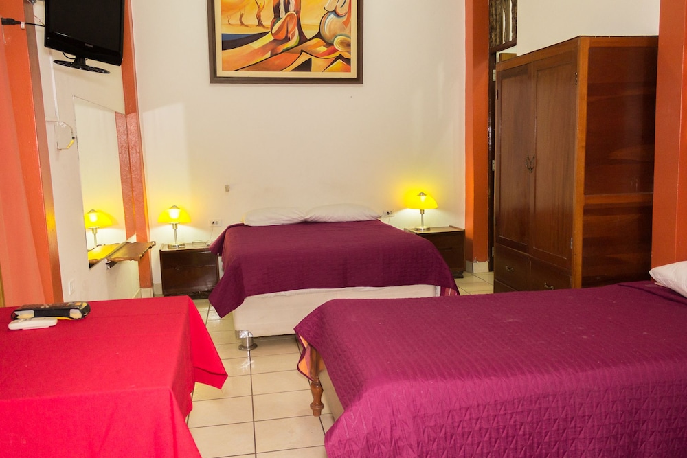 Twin Room (Aire Acondicionado) photo 3