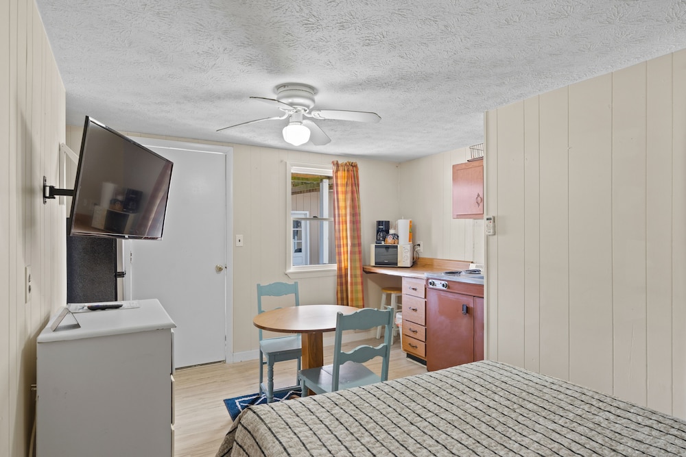 Room with 1 Double Bed and Kitchenette photo 2