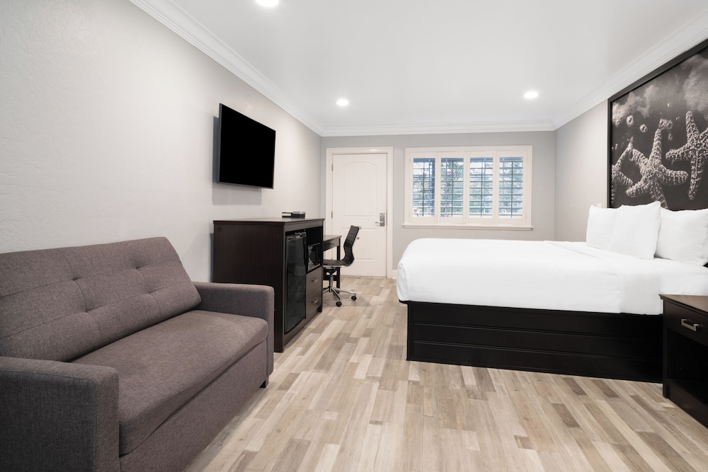 Aura Inn Monterey, Billede 2