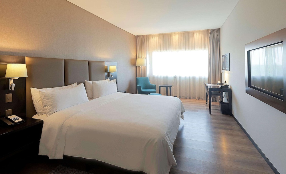 Room, 1 King Bed, Non Smoking photo 3
