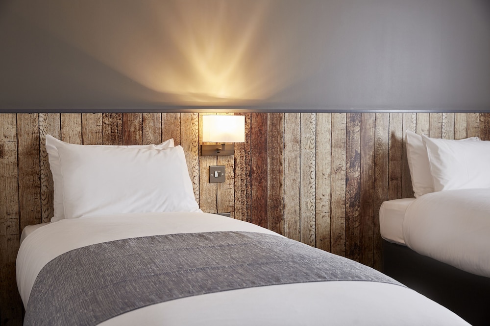 Twin Room - Photo 2
