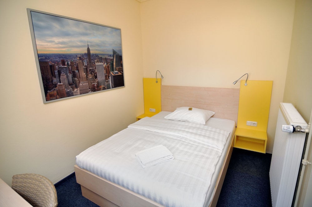 Standard Room photo 1