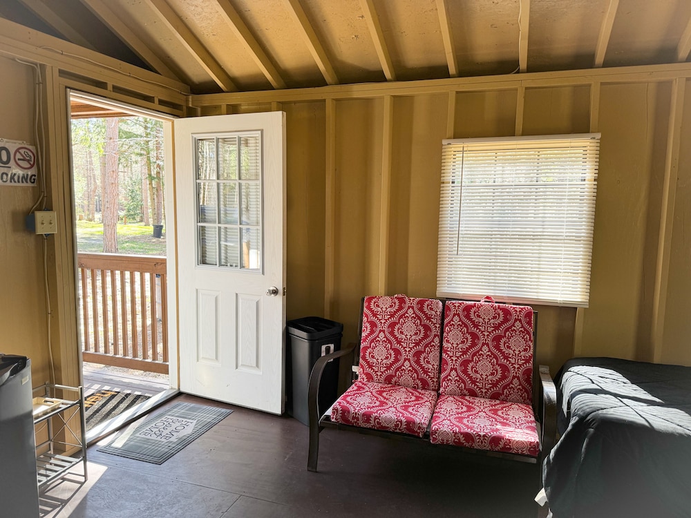Standard Cabin photo 3