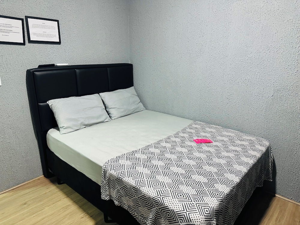Economy Double Room photo 1