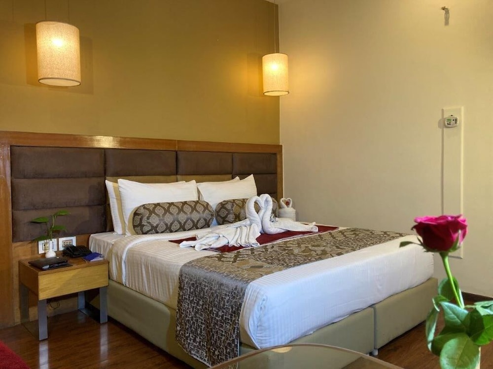 Club Premier Room - Photo 2