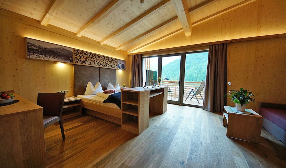 Junior Suite, Mountain View photo 1