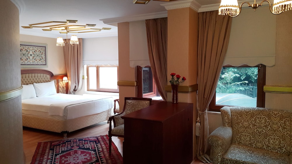 Classic Quadruple Room, 1 Bedroom, Accessible photo 2